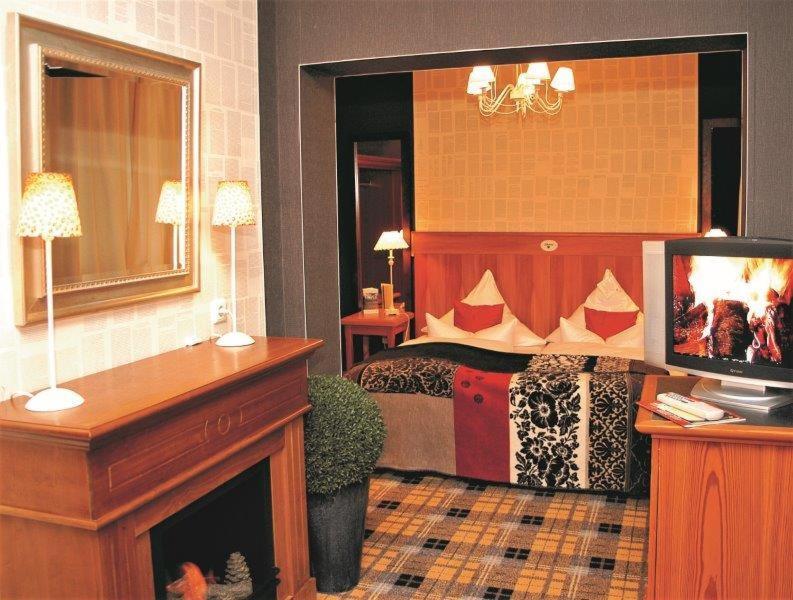 Hotel Schieferhof - Glaslust Neuhaus am Rennweg Kültér fotó