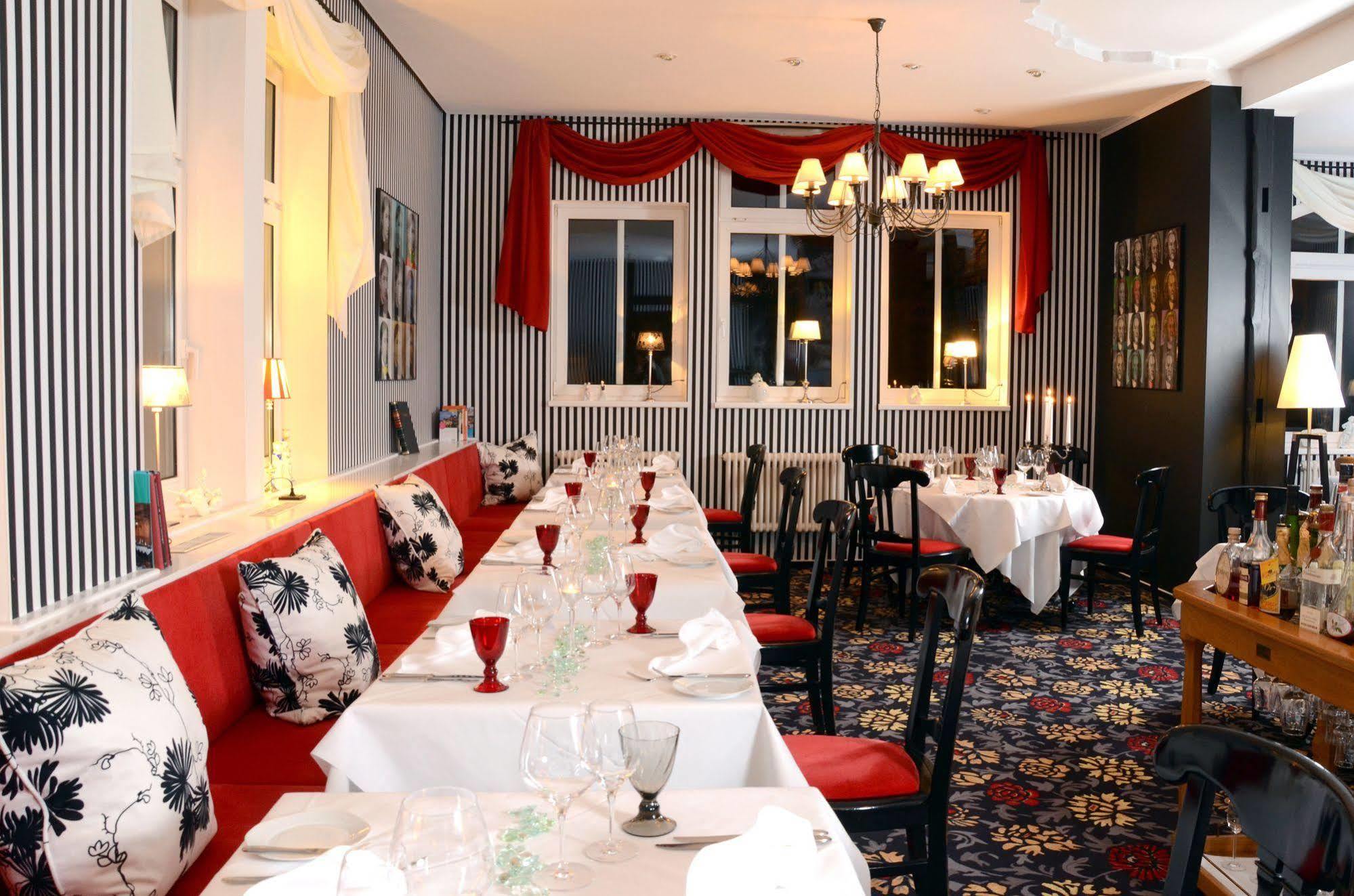 Hotel Schieferhof - Glaslust Neuhaus am Rennweg Kültér fotó