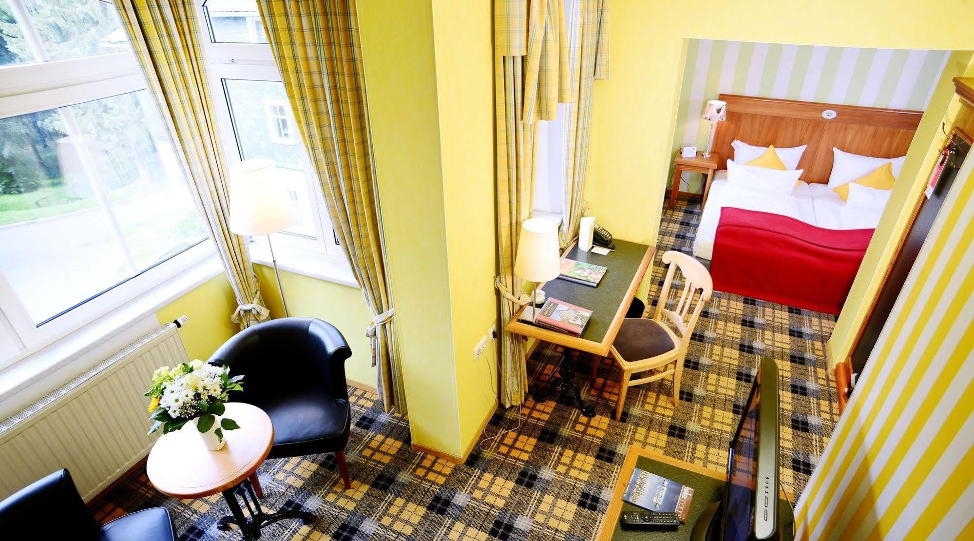 Hotel Schieferhof - Glaslust Neuhaus am Rennweg Kültér fotó