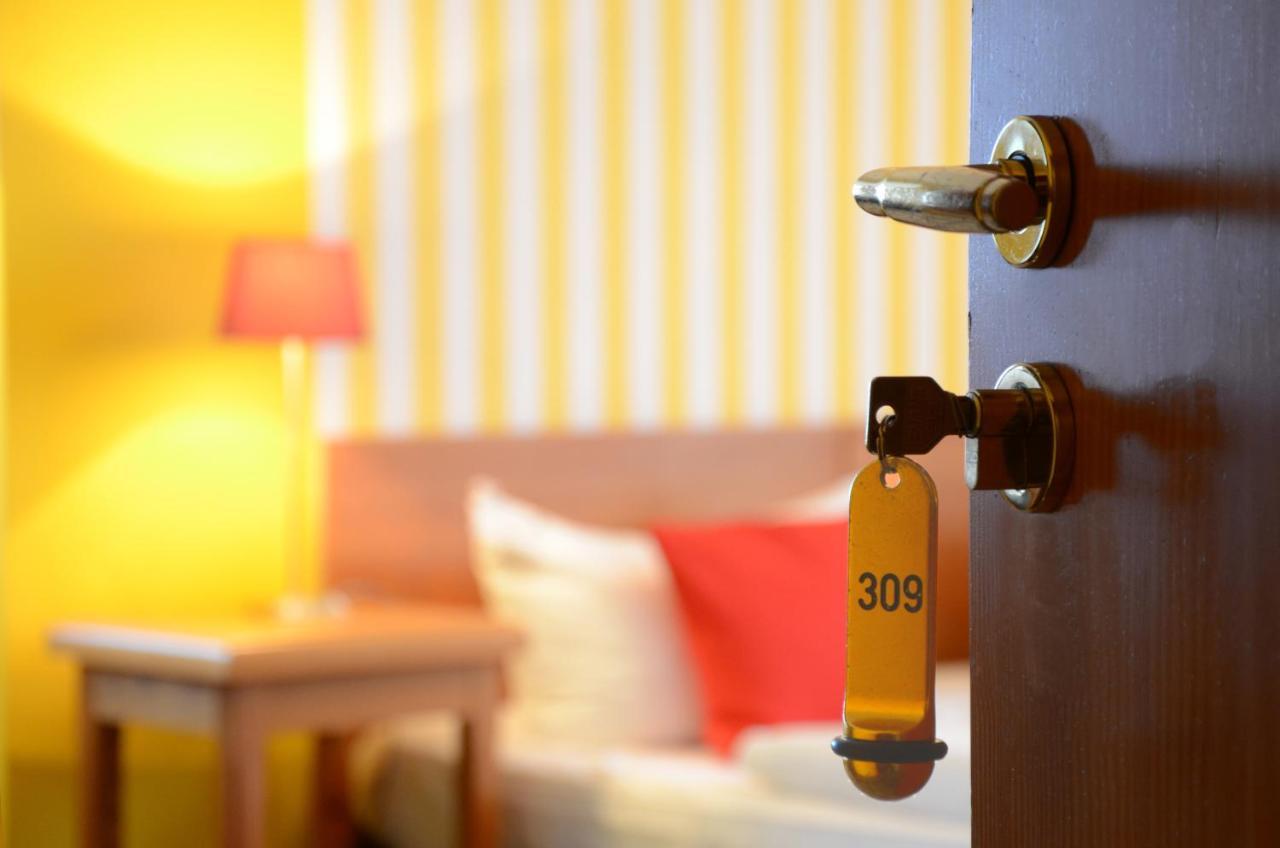 Hotel Schieferhof - Glaslust Neuhaus am Rennweg Kültér fotó