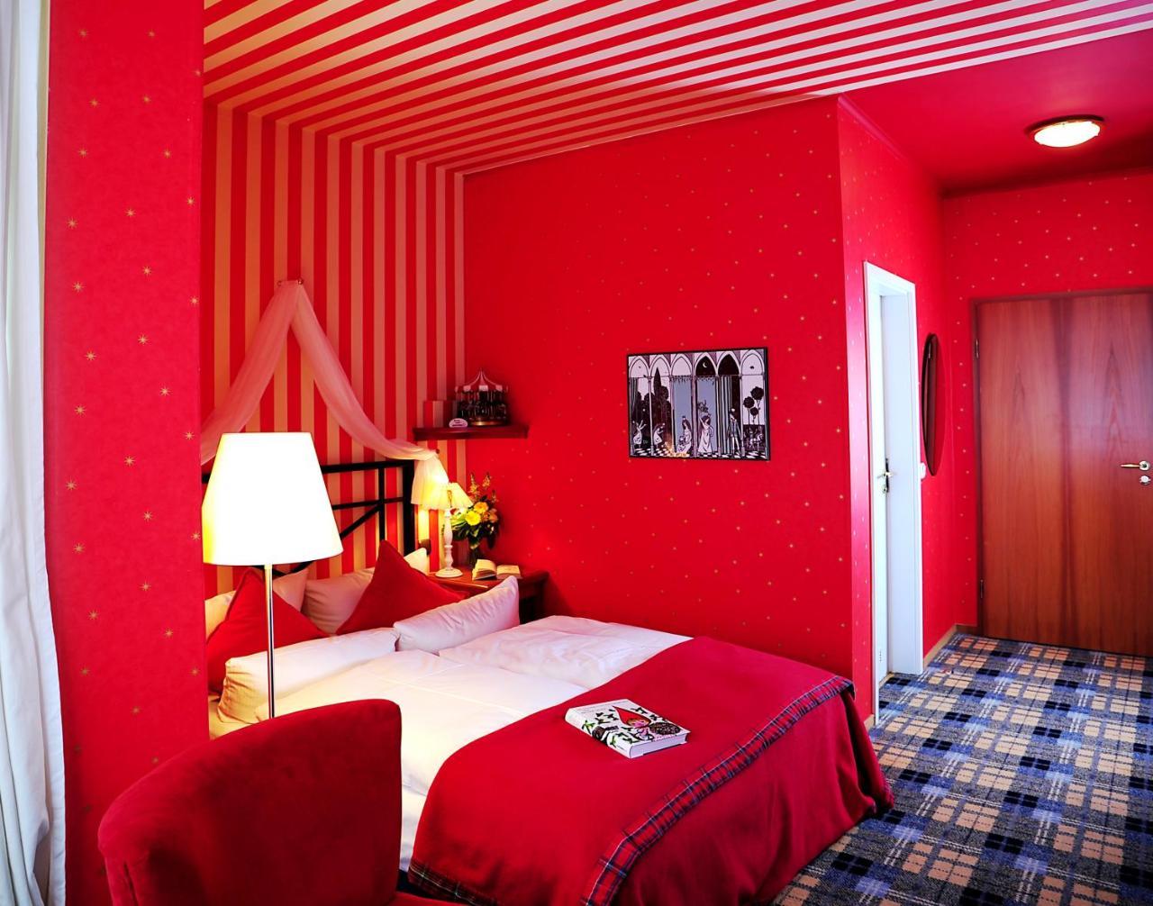 Hotel Schieferhof - Glaslust Neuhaus am Rennweg Kültér fotó